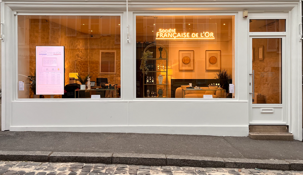 Devanture de l'agence Société Française de l'Or à Senlis, 11 rue Bellon